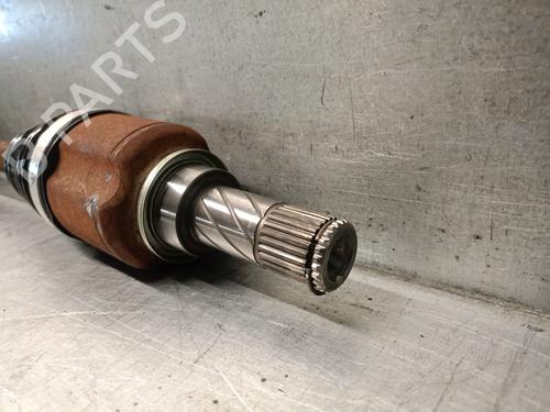 Left front driveshaft DACIA SANDERO 1.5 dCi | BP28524217M38