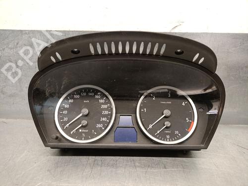 Used Instrument cluster BMW 5 (E60) 530 d (231 hp) 23243632