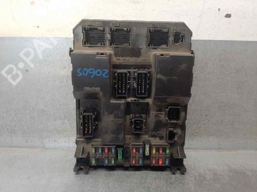 Sikringsdåse PEUGEOT 307 (3A/C) 2.0 HDi 90 (90 hp) 18323926