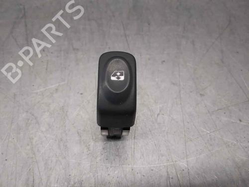 Used Right front window switch RENAULT MEGANE I Coach (DA0/1_) 1.6 e (DA0F) (90 hp) 13210552