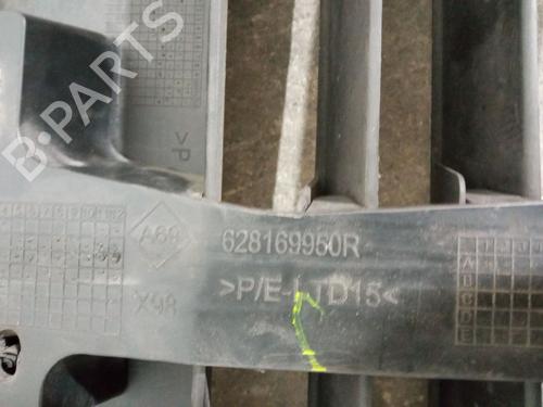 Grille RENAULT CLIO IV (BH_) 0.9 TCe 90 LPG | BP27706721C40 