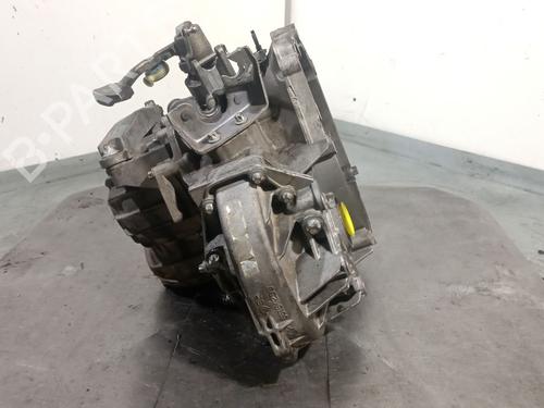 Gearbox OPEL ASTRA H GTC (A04) 1.9 CDTI (L08) | BP37240135M3 - Image 2