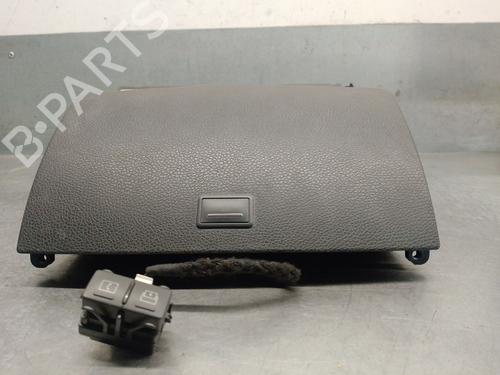 Used Display monitor MERCEDES-BENZ C-CLASS T-Model (S204) C 320 CDI (204.222) (224 hp) 30906885