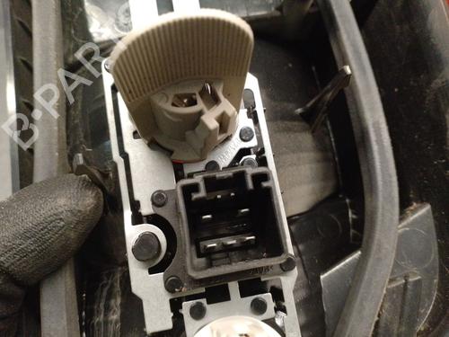 Right taillight VOLVO V70 II (285) 2.4 | BP30831226C35