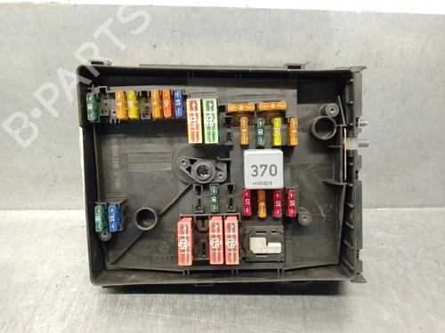 Used Fuse box Fuse box SEAT ALTEA (5P1) 1.6 TDI (105 hp) 34187011 34187011