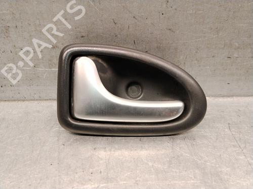 Used Front left interior door handle Front left interior door handle 39569094 39569094
