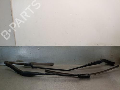 Used Front windshield wiper arm Front windshield wiper arm OPEL VIVARO B Van (X82) 1.6 CDTI (05) (121 hp) 36536799 36536799