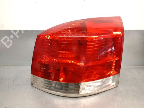 Used Right taillight OPEL SIGNUM Hatchback (Z03) 2.0 Turbo (F48) (175 hp) 27465228