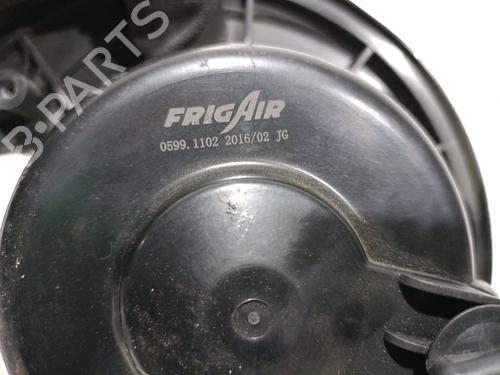 Heater blower motor VW TOURAN (1T1, 1T2) 2.0 TDI 16V | BP23022823M62 