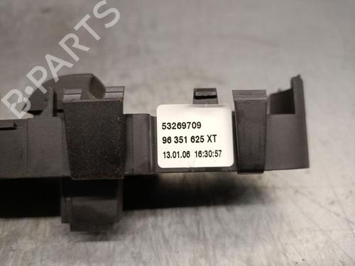 Right front window switch PEUGEOT 307 SW (3H) 1.6 HDI 110 | BP21838689I26 