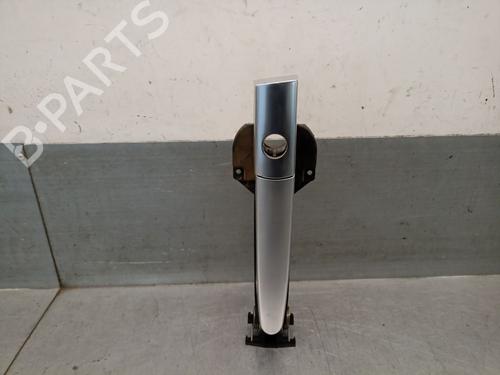 Used Front right exterior door handle Front right exterior door handle 38750078 38750078