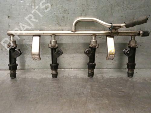 Rail D'Injecteurs Rail D'Injecteurs OPEL ZAFIRA / ZAFIRA FAMILY B (A05) [2005-2019] 36570392 36570392