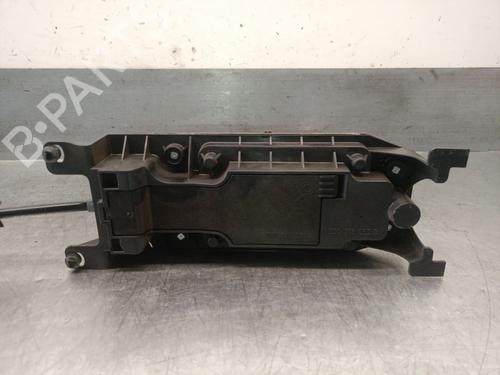 Gear lever AUDI Q3 (F3B) 35 TDI | BP29488892M90 