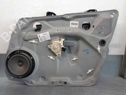 Used Front right window mechanism MERCEDES-BENZ B-CLASS Sports Tourer (W245) [2005-2011]  8209507