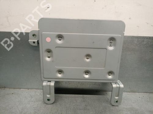 Antenna/Base VOLVO V40 Hatchback (525) D3 | BP21794586C140 