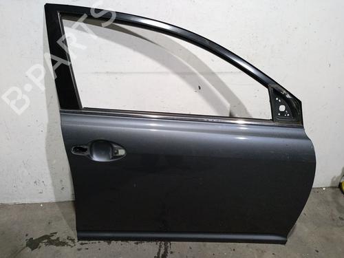Used Right front door TOYOTA AVENSIS (_T25_) 2.2 D-4D (ADT251_, ADT251R) (150 hp) 30330388