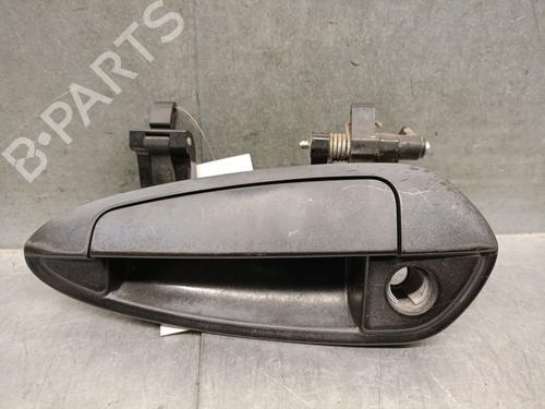 Venstre fortil udvendigt håndtag FIAT LINEA (323_, 110_) 1.3 D Multijet (323AXB11, 323AXB1A) (90 hp) 32780583