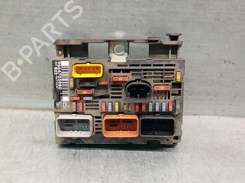 Used Fuse box CITROËN C5 III (RD_) 2.0 16V (RDRFJC, RDRFJF) (140 hp) 30534543