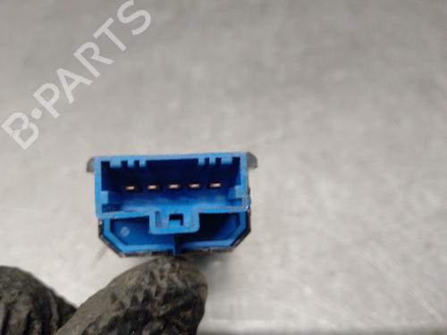 Switch OPEL FRONTERA B (U99) 2.2 i (6B_ZC, 6B_VF, 6B_66, 6B_76) | BP33198936I30 - Image 4