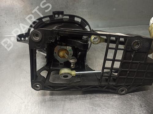 Gear lever NISSAN NOTE (E12) 1.5 dCi | BP11107513M90 