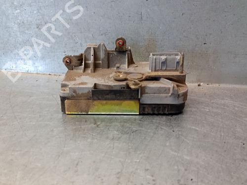 Used Front left lock Front left lock 27589561 27589561