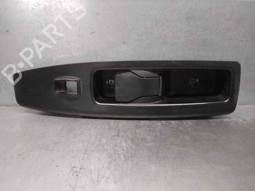Used Front left interior door handle Front left interior door handle 18022915 18022915