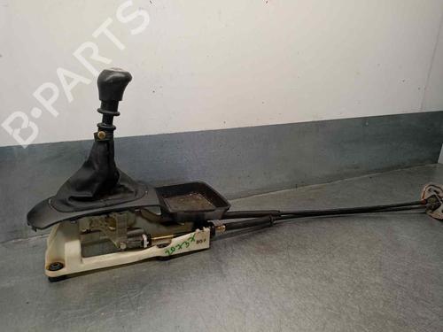 Used Gear lever KIA RIO II (JB) 1.4 16V (97 hp) 18743069