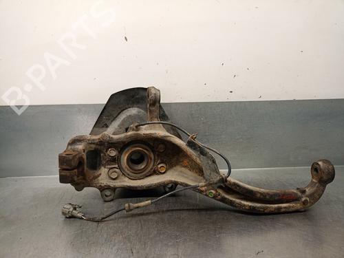 Used Right front steering knuckle NISSAN PATHFINDER III (R51) 2.5 dCi (174 hp) 21581642