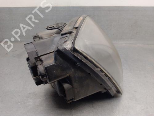 Right headlight KIA SORENTO I (JC) 2.5 CRDi 4WD | BP26322656C29 