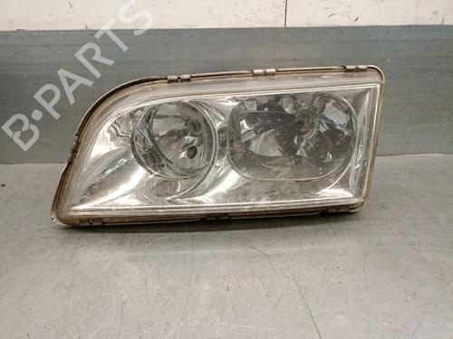 Left headlight VOLVO V40 Estate (645) 2.0 T 30899682 | 30899682 | HELLA