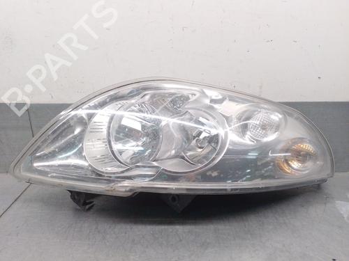 Used Right headlight Right headlight RENAULT MASTER III Van (FV) 2.3 dCi 130 FWD (FV0M, FV0Y, FV0J, FV02, FV03) (130 hp) 32779332 32779332