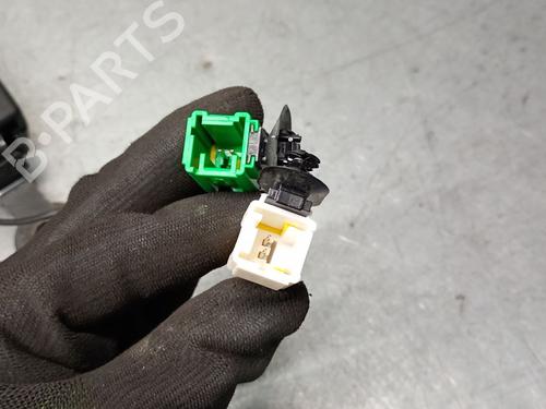 Seat buckle CITROËN C5 AIRCROSS (A_) 1.2 PureTech 130 (ARHNSJ) | BP31966580I32