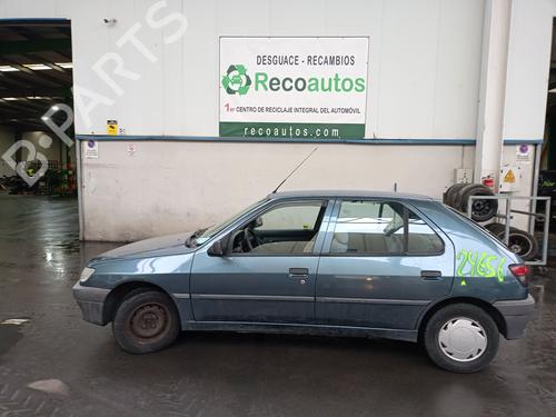 Used Parts PEUGEOT 306 Hatchback (7A, 7C, N3, N5) 1.4 (75 hp) 4428684