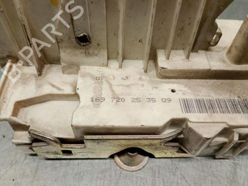 Front left lock MERCEDES-BENZ B-CLASS Sports Tourer (W245) B 180 CDI (245.207) | BP29876644C98