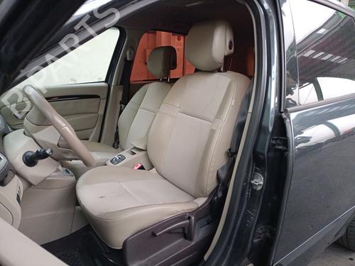 Seat buckle RENAULT SCÉNIC III (JZ0/1_) 2.0 dCi (JZ0L) | BP22984704I32 