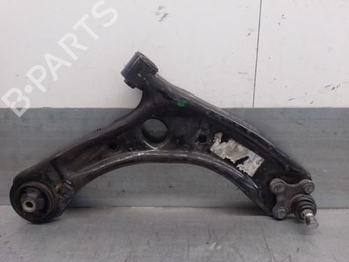 Used Right front suspension arm KIA SPORTAGE IV (QL, QLE) 1.6 GDI (132 hp) 28143926