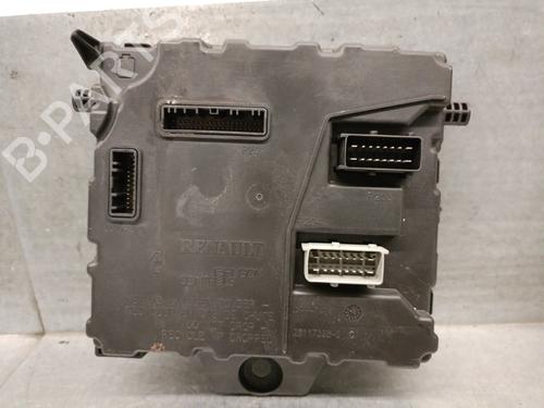 Used Fuse box Fuse box 38992990 38992990