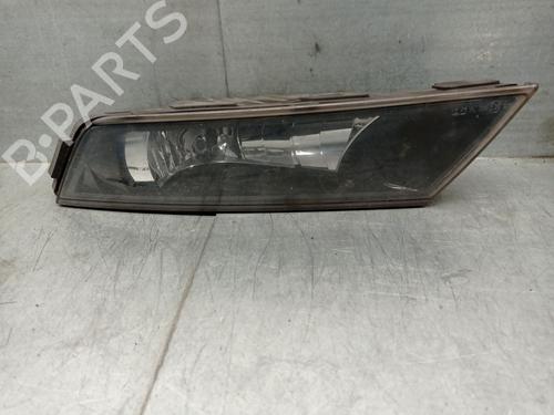 Højre Foran Tågelygte SKODA SUPERB III (3V3) 2.0 TDI (150 hp) 22806317