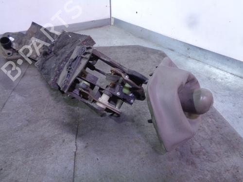Gear lever RENAULT KANGOO / GRAND KANGOO II (KW0/1_) 1.5 dCi 85 (KW0K, KW0L, KW0B) | BP17388064M90 