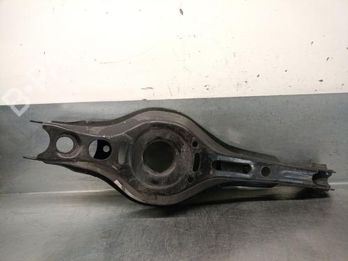 Used Right rear suspension arm TOYOTA C-HR (_X1_) 1.8 Hybrid (ZYX10_, ZYX11_) (98 hp) 25404406