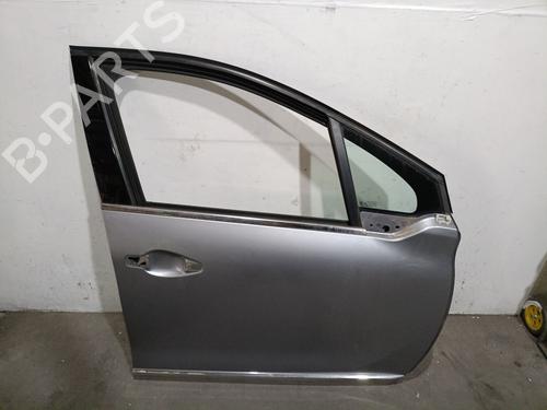 Used Right front door PEUGEOT 2008 I (CU_) 1.2 THP 110 / PureTech 110 (110 hp) 29312194