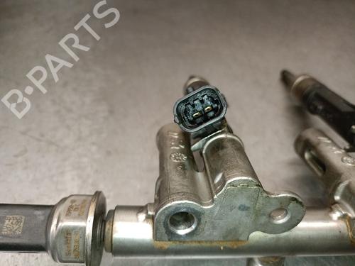 Injection rail PEUGEOT 308 II (LB_, LP_, LW_, LH_, L3_) 1.2 THP 130 | BP29432985M98 