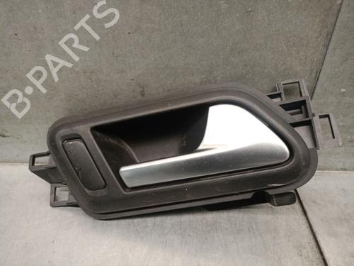 front-right-interior-door-handle-vw-amarok-2ha-2hb-s1b-s6b-s7a-s7b-agd-2010-36075902 main image