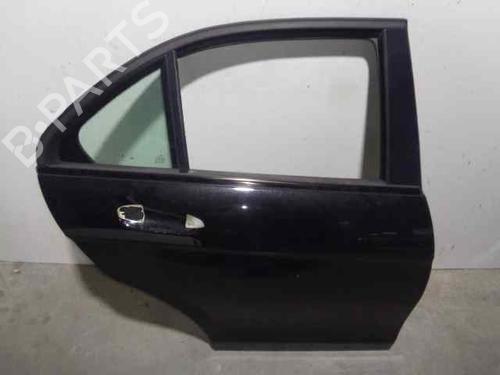 Right rear door MERCEDES-BENZ C-CLASS (W204) C 200 CDI (204.001) A2047300205 | NEGRA | 4 | PUERTAS