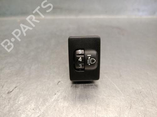 Used Headlight switch TOYOTA AURIS (_E18_) 1.6 (ZRE181_, ZRE185_, ZRE185R, ZRE181R) (132 hp) 30599636