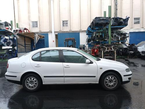 Lyskaster høyre SEAT TOLEDO II (1M2) 1.9 TDI | BP30801321C29