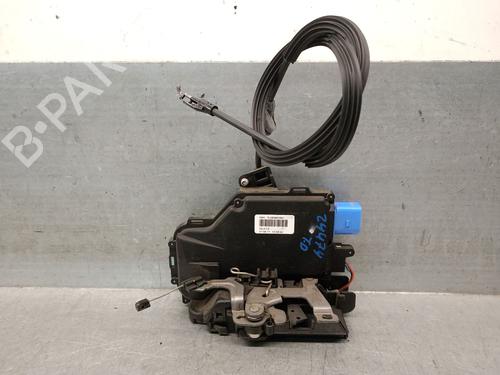 Højre bagtil lås VW TOURAN (1T3) 1.6 TDI (105 hp) 31880543