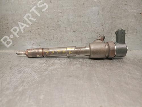 Used Injector FIAT PUNTO (199_) 1.3 D Multijet (75 hp) 27701829