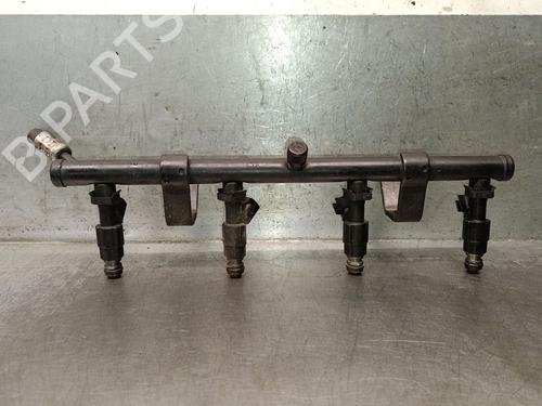 Used Injection rail Injection rail 39592671 39592671