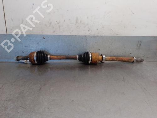 Drivaksel fortil Højre Drivaksel fortil Højre RENAULT CLIO V (B7_) 1.6 E-TECH 140 (B7MU) (140 hp) 39747205 39747205